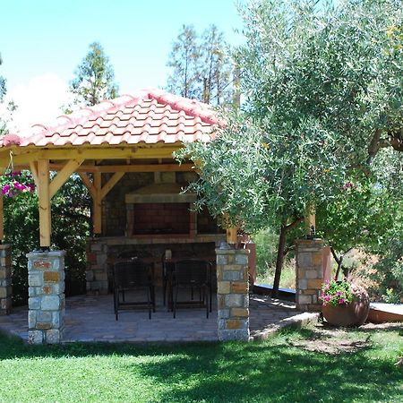 Family House Emerald Лименария Екстериор снимка
