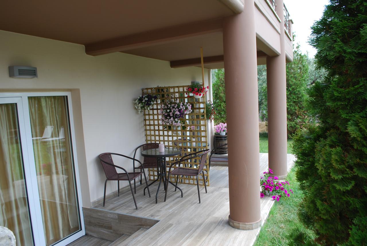 Family House Emerald Лименария Екстериор снимка